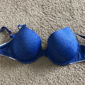 Victoria’s Secret Uplift Semi Demi bra